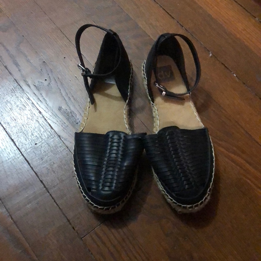 Black Dolce Vita Flats